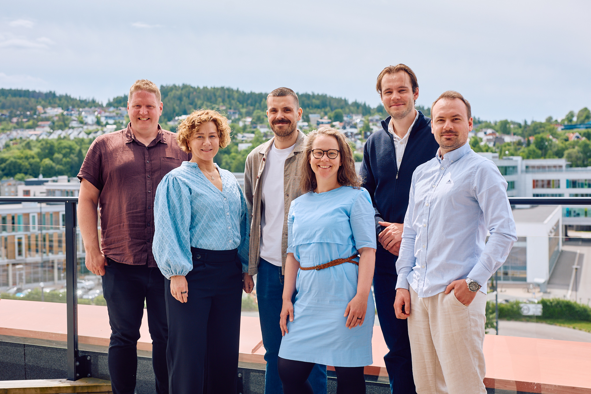 Hele Relio-teamet samlet på kontoret i Lillestrøm